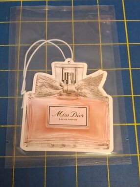 Luxury Pink Perfume Bottle Air Freshener